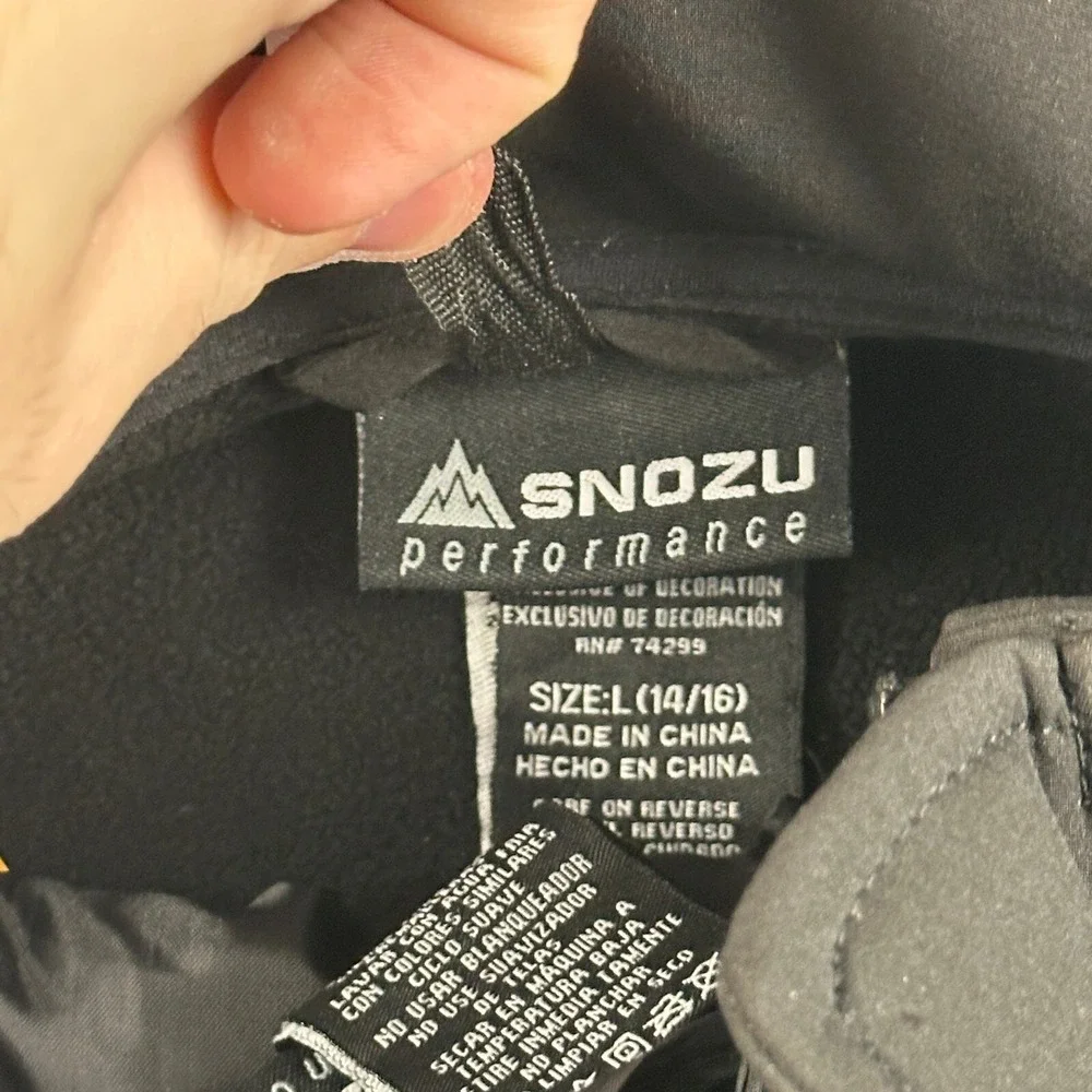 Snozu Performance Jacket Boys Large 14/16 Black Hooded Softshell Full Zip